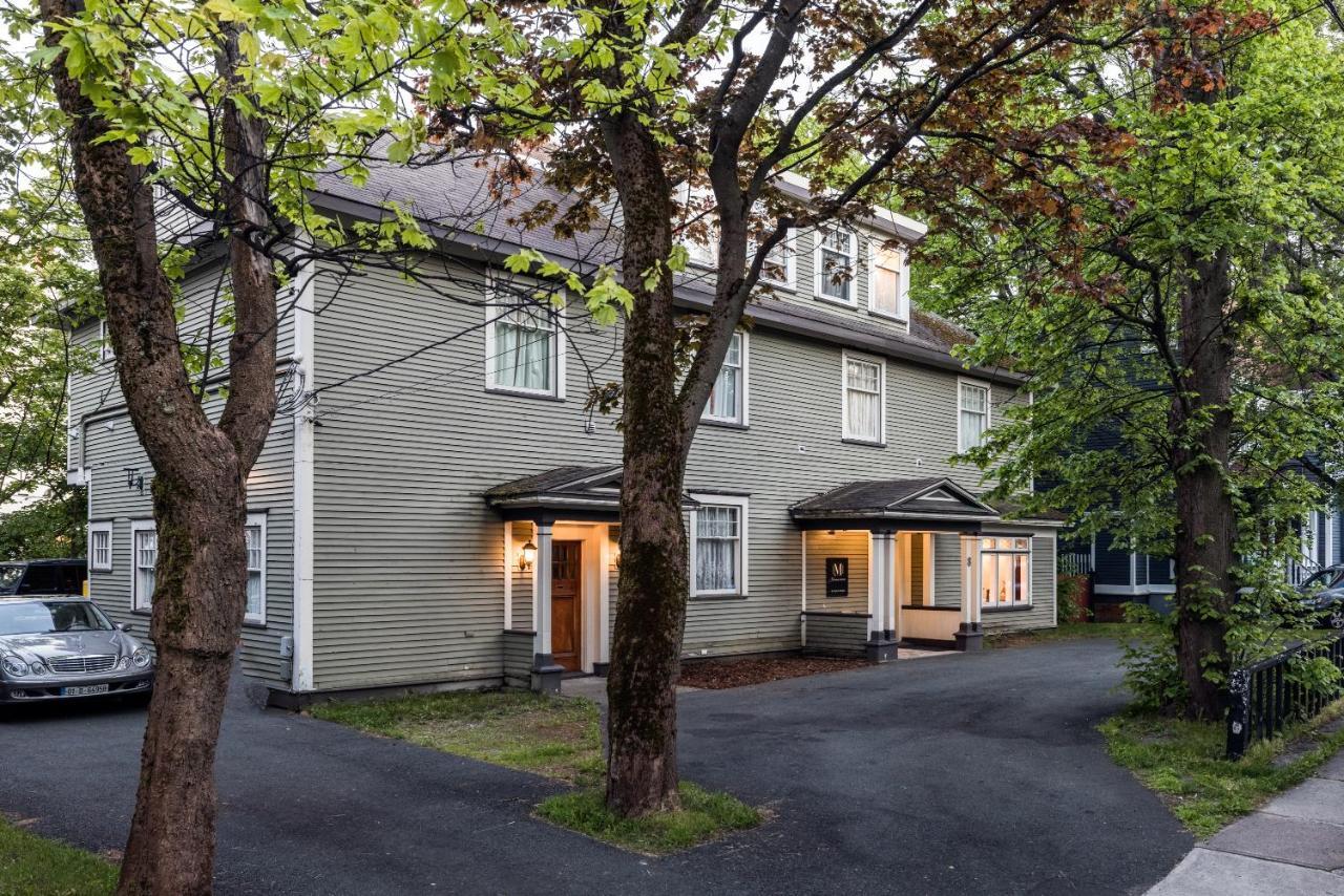 Monroe House Executive Guest Suites St. John's Exterior photo